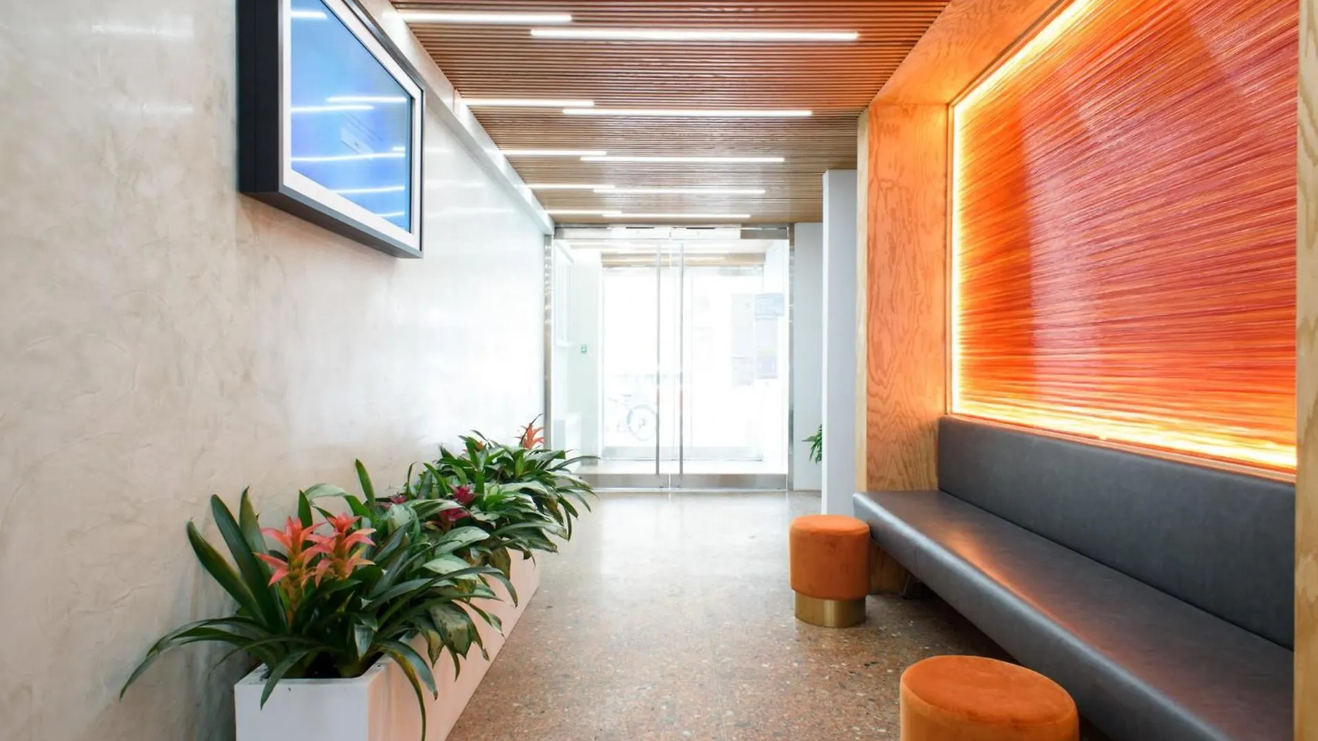 75-5 Luxury 3Br Duplex W D Elevator Bldg Apartment New York 0*,  United States